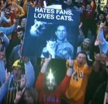 espn-college-gameday-signs-week-4-nebraska-cornhuskers-coach-bo-pelini-hates-fans-loves-cats1.webp