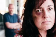 battered-woman-520x345.webp