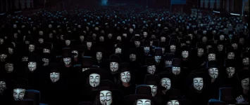 7493d1357745303-v-vendetta-mask-display-2006_v_for_vendetta_044.webp