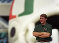 miami-hurricanes-football-the-u-part-2-al-golden-butch-davis-ncaa-sanctions-investigation-esp...webp