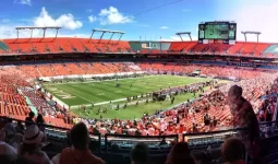 miami-hurricanes-sparse-crowd.webp