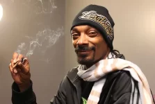 snoop smoke.webp