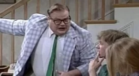 Chris-Farley-Matt-Foley-e1392787798704.webp Chris-Farley-Matt-Foley-e1392787798704.webp