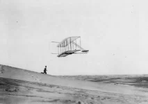 1902_Glider_Flying.webp