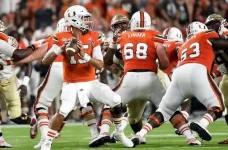9596488-brad-kaaya-ncaa-football-florida-state-miami-850x560.webp