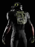 black uni.webp black uni.webp