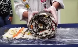 Giant-Sushi-Roll.webp
