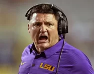 ed-orgeron-lsu-vs-chattanooga-4f5ca27288a59156.webp