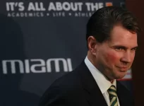 Al+Golden+University+Miami+Introduces+New+grDyreRfDBul.webp Al+Golden+University+Miami+Introduces+New+grDyreRfDBul.webp